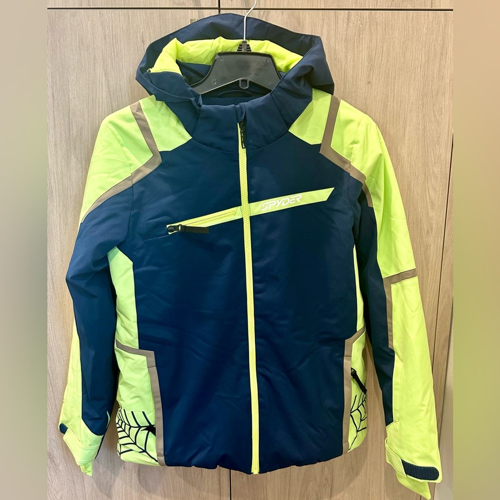 NWTs Spyder Boy’s Challenger Ski Jacket. Sz. 16